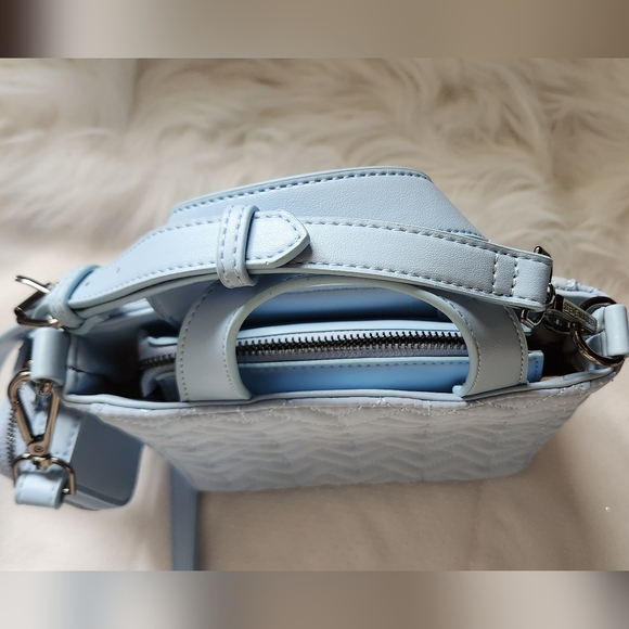 Steve Madden Quilt Handbag. Blue. - Picture 12 of 16